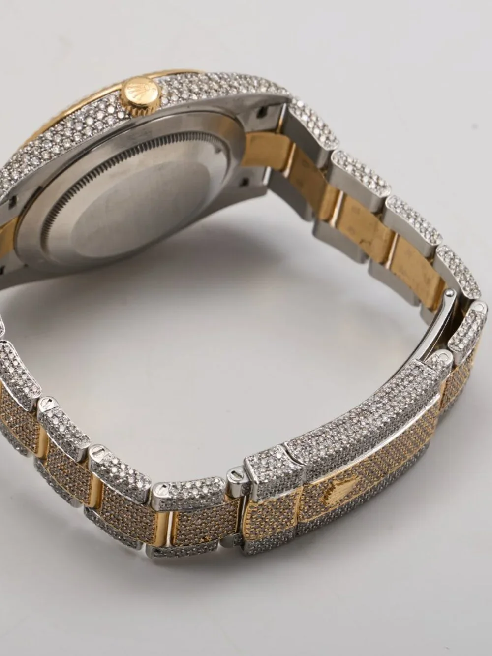 Rolex 126333 Watch with 13.7CTtw SI1 Diamonds
